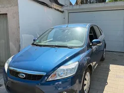 Blau Gebraucht 2009 Ford Focus Limousine | 3.550 € (Fairer Preis)