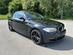 Schwarz Gebraucht 2008 BMW 120 Coupé Coupé | 5.200 €