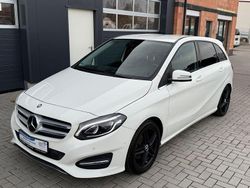 Weiß Gebraucht 2015 Mercedes B200 Van / Kleinbus | 16.499 € (Fairer Preis)