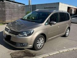 Beige Gebraucht 2013 VW Touran Life Van / Kleinbus | 6.250 € (Fairer Preis)