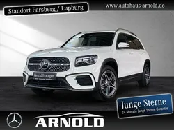 Weiß (polarweiß) Gebraucht 2025 Mercedes GLB200 AMG line SUV | 45.890 € (Fairer Preis)