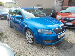 Blau Gebraucht 2013 Skoda Octavia Elegance Kombi | 8.499 € (Guter Preis)