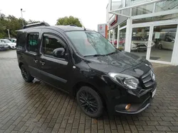 Schwarz Gebraucht 2019 Mercedes Citan 112 Edition Kombi | 15.890 € (Fairer Preis)