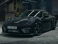 Schwarz Neu 2025 Porsche 718 Cayman GT4 | 185.470 €