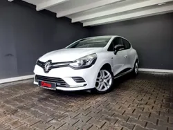 Weiß Gebraucht 2019 Renault Clio IV LIMITED Limousine | 9.490 € (Fairer Preis)