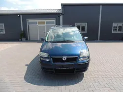 Blau Gebraucht 2009 Fiat Ulysse Van / Kleinbus | 3.700 €