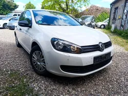 Weiß Gebraucht 2010 VW Golf VI Trendline Limousine | 2.650 € (Superpreis)