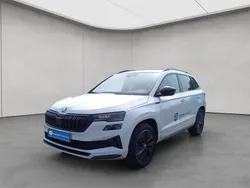 Weiß Gebraucht 2025 Skoda Karoq SportLine SUV | 37.980 € (Etwas zu teuer)