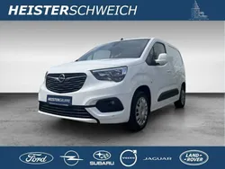 Weiß Gebraucht 2020 Opel Combo Edition Van / Kleinbus | 16.890 € (Superpreis)