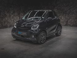 Schwarz Gebraucht 2024 Smart ForTwo Electric Drive Passion Exclusive Coupé | 17.222 € (Fairer Preis)