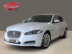 Polaris white Gebraucht 2015 Jaguar XF Limousine | 12.500 € (Fairer Preis)