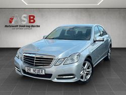 Silber Gebraucht 2011 Mercedes E200 Avantgarde Limousine | 12.999 € (Fairer Preis)