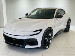 Schwarz Neu 2024 Ferrari Purosangue SUV | 749.725 €