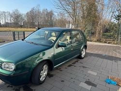 Grün Gebraucht 2001 VW Golf IV Kleinwagen | 2.300 € (Fairer Preis)