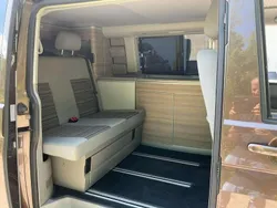 Braun Gebraucht 2015 VW T5 Comfortline Van | 33.300 €