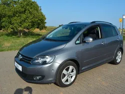 Grau Gebraucht 2010 VW Golf Plus Cross Team Van / Kleinbus | 5.250 € (Fairer Preis)
