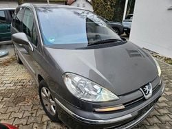 Grau Gebraucht 2011 Peugeot 807 Active Van / Kleinbus | 2.990 € (Fairer Preis)