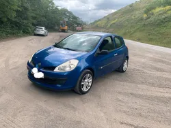 Blau Gebraucht 2008 Renault Clio II Kleinwagen | 1.590 € (Fairer Preis)