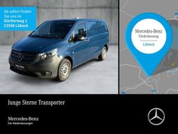 Blau Gebraucht 2021 Mercedes Vito Van / Kleinbus | 21.408 € (Fairer Preis)