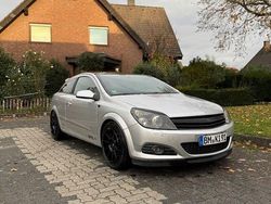 Silber Gebraucht 2008 Opel Astra GTC Coupé | 5.999 € (Etwas zu teuer)