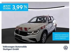 Pure white Gebraucht 2023 VW Tiguan Life SUV | 34.930 € (Superpreis)