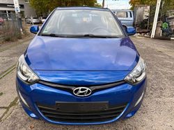 Blau Gebraucht 2013 Hyundai i20 Edition Kleinwagen | 3.500 € (Guter Preis)