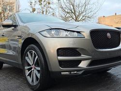 Grau Gebraucht 2018 Jaguar F-Pace Prestige SUV | 17.499 €