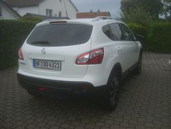 Weiß Gebraucht 2012 Nissan Qashqai I-Way SUV | 12.800 €