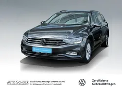 Grau Gebraucht 2023 VW Passat Business Kombi | 27.496 € (Guter Preis)