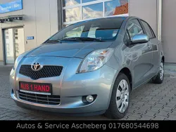 Grau Gebraucht 2008 Toyota Yaris Kleinwagen | 2.999 € (Fairer Preis)