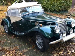Grün Gebraucht 1954 MG TF Cabrio | 32.250 €