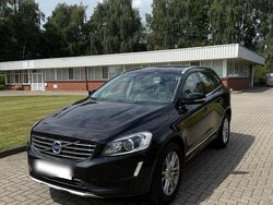Schwarz Gebraucht 2015 Volvo XC60 SUV | 24.000 €