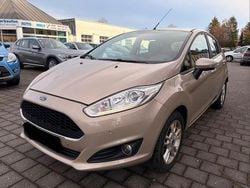 Braun Gebraucht 2016 Ford Fiesta Celebration Kleinwagen | 5.390 € (Guter Preis)