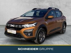 Orange Gebraucht 2023 Dacia Sandero Expression Kleinwagen | 14.980 € (Guter Preis)