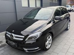 Schwarz Gebraucht 2014 Mercedes B180 Van / Kleinbus | 14.900 € (Etwas zu teuer)