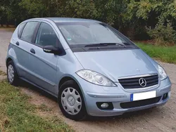 Blau Gebraucht 2006 Mercedes A170 Classic Van / Kleinbus | 5.600 € (Etwas zu teuer)