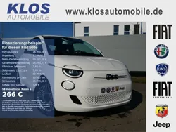 Weiß Gebraucht 2022 Fiat 500e Icon Limousine | 24.990 €