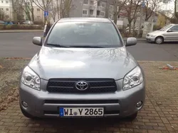Grün metallic Gebraucht 2006 Toyota RAV4 Executive SUV | 10.800 € (Teuer)