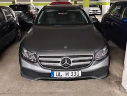Grau Gebraucht 2017 Mercedes E220 Avantgarde Kombi | 21.900 € (Superpreis)
