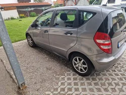 Grau Gebraucht 2005 Mercedes A180 Classic Van / Kleinbus | 2.900 € (Guter Preis)