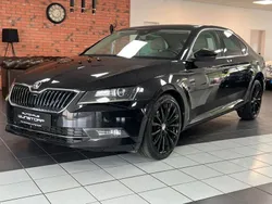 Schwarz Gebraucht 2017 Skoda Superb LAURIN & KLEMENT Limousine | 21.990 € (Fairer Preis)