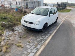 Weiß Gebraucht 2002 VW Lupo Kleinwagen | 700 € (Fairer Preis)