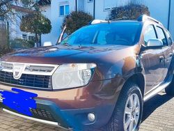 Braun Gebraucht 2011 Dacia Duster Prestige SUV | 6.790 € (Fairer Preis)