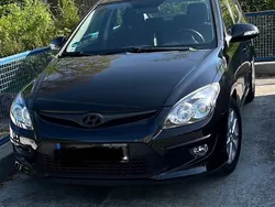 Schwarz Gebraucht 2011 Hyundai i30 Classic Limousine | 5.500 € (Etwas zu teuer)