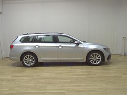 Silber Gebraucht 2022 VW Passat GTE Kombi | 16.780 € (Superpreis)