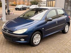Blau Gebraucht 2002 Peugeot 206 Limousine | 3.500 €