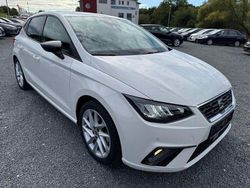 Weiß Gebraucht 2024 Seat Ibiza FR Limousine | 18.279 € (Fairer Preis)
