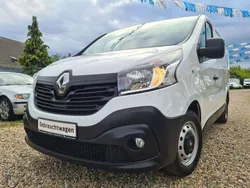 Gletscherweiss Gebraucht 2019 Renault Trafic Komfort Van | 12.250 € (Superpreis)