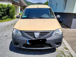 Gelb Gebraucht 2011 Dacia Logan Limousine | 1.990 € (Guter Preis)