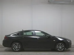 Schwarz Gebraucht 2021 Opel Insignia Edition Limousine | 14.980 € (Superpreis)
